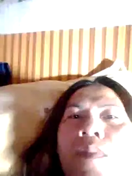Snapshot of Snaky_queenxx chatting on 07-20-26, 01:46 Snaky queenxx online show from 07-20-26, 01:46