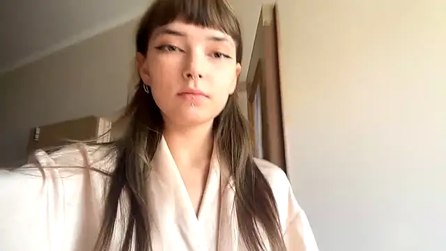 Snapshot of LisssaLush chatting on 07-22-26, 01:03 LisssaLush online show from 07-22-26, 01:03