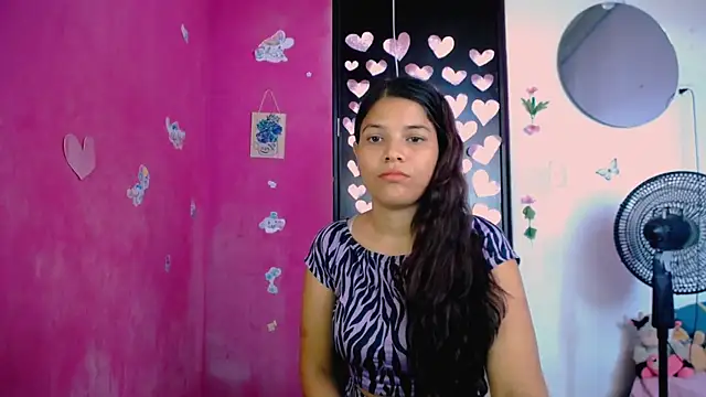 Snapshot of katerin_villalobos1 chatting on 07-22-26, 01:47 katerin villalobos1 online show from 07-22-26, 01:47