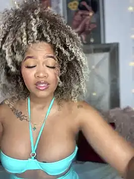 Snapshot of riri_brunnete chatting on 12-30-24, 04:08 riri brunnete online show from 12-30-24, 04:08