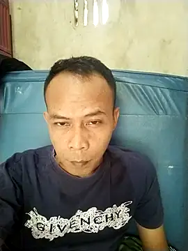 SamaSamaEnak online show from 07-23-26, 06:44