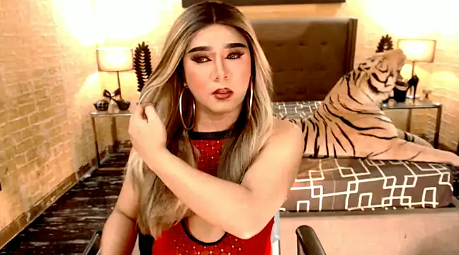 Snapshot of BigCumHuntersxx chatting on 01-10-25, 07:32 BigCumHuntersxx online show from 01-10-25, 07:32