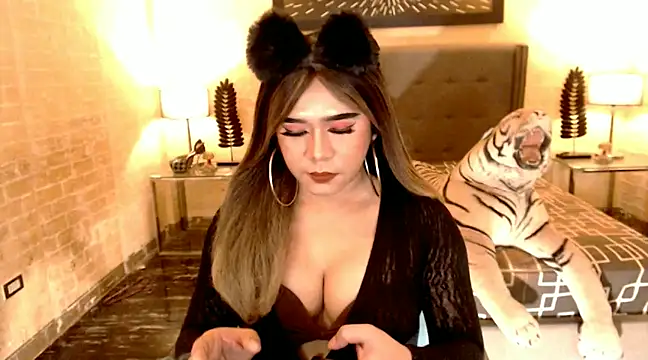 Snapshot of BigCumHuntersxx chatting on 02-05-25, 08:00 BigCumHuntersxx online show from 02-05-25, 08:00