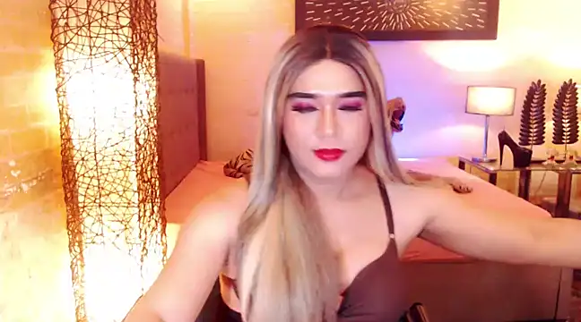 Snapshot of BigCumHuntersxx chatting on 03-13-25, 04:34 BigCumHuntersxx online show from 03-13-25, 04:34