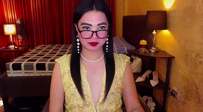 Snapshot of BigCockJewel chatting on 01-21-25, 01:54 BigCockJewel online show from 01-21-25, 01:54