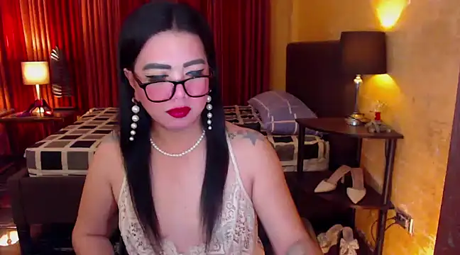 Snapshot of BigCockJewel chatting on 01-23-25, 12:19 BigCockJewel online show from 01-23-25, 12:19