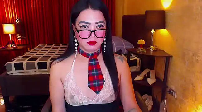 Snapshot of BigCockJewel chatting on 01-27-25, 11:54 BigCockJewel online show from 01-27-25, 11:54