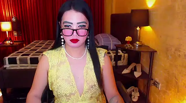 Snapshot of BigCockJewel chatting on 01-28-25, 07:43 BigCockJewel online show from 01-28-25, 07:43