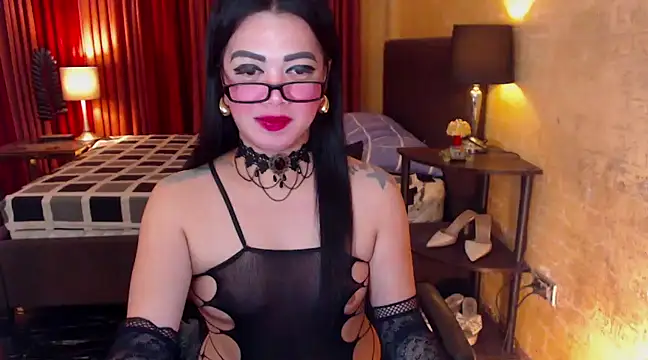 Snapshot of BigCockJewel chatting on 02-08-25, 03:21 BigCockJewel online show from 02-08-25, 03:21