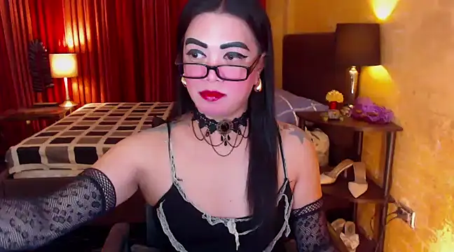 Snapshot of BigCockJewel chatting on 02-12-25, 01:27 BigCockJewel online show from 02-12-25, 01:27