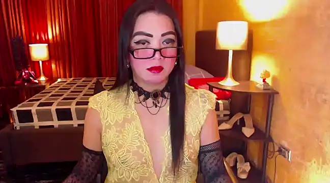 Snapshot of BigCockJewel chatting on 02-25-25, 09:53 BigCockJewel online show from 02-25-25, 09:53