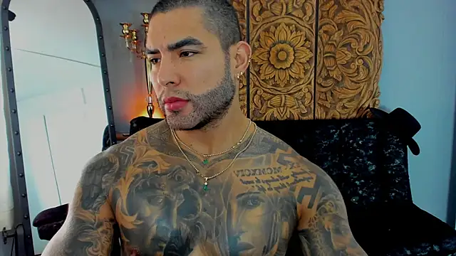 Aaron Vega online show from 08-04-26, 02:52