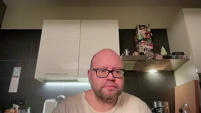 theitalianbear online show from 02-05-26, 05:45