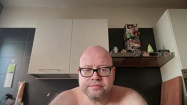 theitalianbear online show from 03-24-26, 04:45