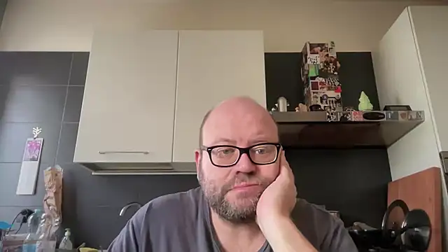 theitalianbear online show from 04-15-26, 01:07