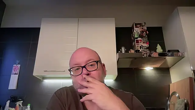 Snapshot of theitalianbear chatting on 05-01-26, 03:55 theitalianbear online show from 05-01-26, 03:55