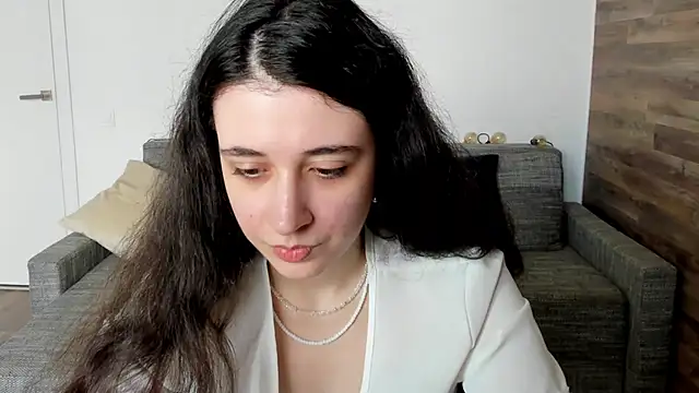 Snapshot of Lisa_witty chatting on 07-25-26, 11:08 Lisa witty online show from 07-25-26, 11:08
