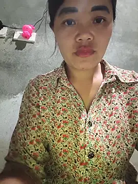 Thuy-top online show from 07-27-26, 01:40