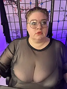 Snapshot of DriveThruChloe chatting on 08-01-26, 01:21 DriveThruChloe online show from 08-01-26, 01:21