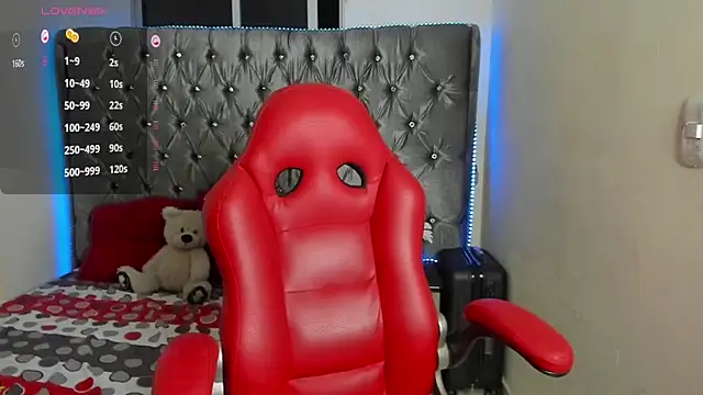 Snapshot of mrloganfuck1 chatting on 05-24-26, 05:45 mrloganfuck1 online show from 05-24-26, 05:45
