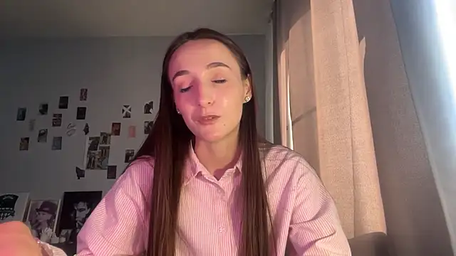 Snapshot of MerilynPlenty chatting on 07-31-26, 02:27 MerilynPlenty online show from 07-31-26, 02:27