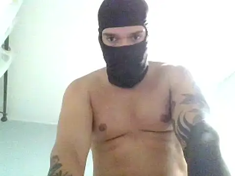 Snapshot of AdamQuest chatting on 07-31-26, 11:59 AdamQuest online show from 07-31-26, 11:59