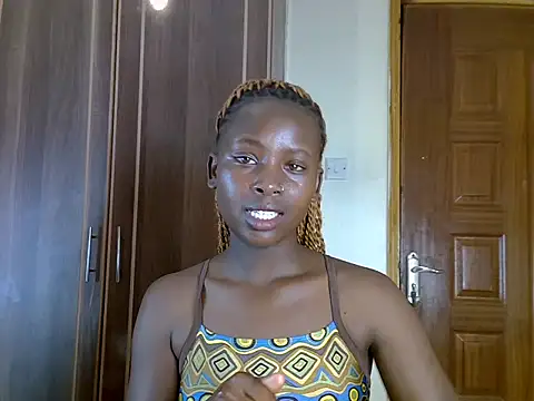 Snapshot of sexycatalina245 chatting on 08-05-26, 10:07 sexycatalina245 online show from 08-05-26, 10:07