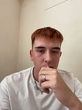 Snapshot of Thomas_Greene chatting on 08-06-26, 11:23 Thomas Greene online show from 08-06-26, 11:23