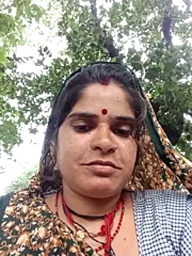 Snapshot of Hot_livi chatting on 08-08-26, 05:31 Hot livi online show from 08-08-26, 05:31