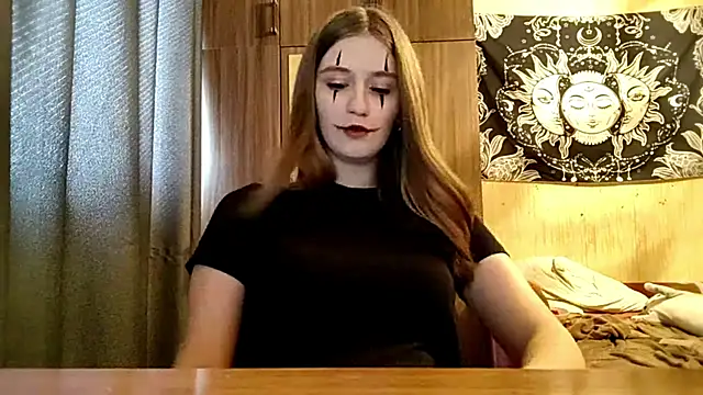 Snapshot of DanicaMazon chatting on 08-07-26, 09:55 DanicaMazon online show from 08-07-26, 09:55