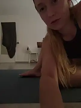 OliviaLulu online show from 08-08-26, 05:15