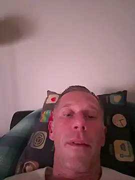 slaveboy2016xh online show from 12-17-24, 08:10