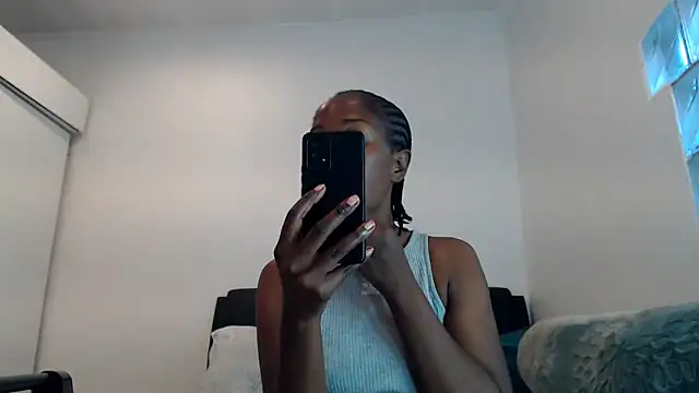 Snapshot of leanna23 chatting on 06-06-26, 07:35 leanna23 online show from 06-06-26, 07:35