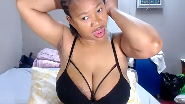 Snapshot of BigAreola26 chatting on 04-24-26, 03:53 BigAreola26 online show from 04-24-26, 03:53