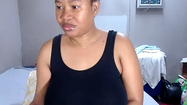 Snapshot of BigAreola26 chatting on 05-11-26, 05:02 BigAreola26 online show from 05-11-26, 05:02