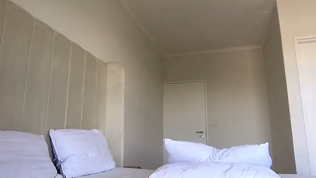 xBUSTY CANDYx online show from 01-26-25, 09:08