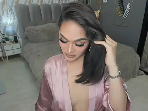 Snapshot of LegendaryNicole chatting on 09-29-25, 08:24 LegendaryNicole online show from 09-29-25, 08:24