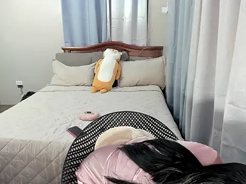 LegendaryNicole online show from 03-04-26, 09:59