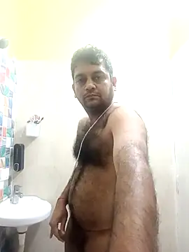 Snapshot of rarindam17 chatting on 02-12-26, 03:23 rarindam17 online show from 02-12-26, 03:23