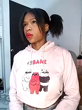 Snapshot of angel_allis chatting on 10-11-25, 05:39 angel allis online show from 10-11-25, 05:39