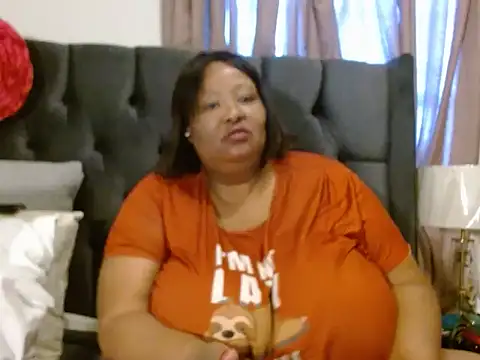 nancy111 online show from 02-26-25, 04:14