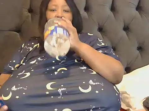 Snapshot of nancy111 chatting on 03-03-26, 01:12 nancy111 online show from 03-03-26, 01:12