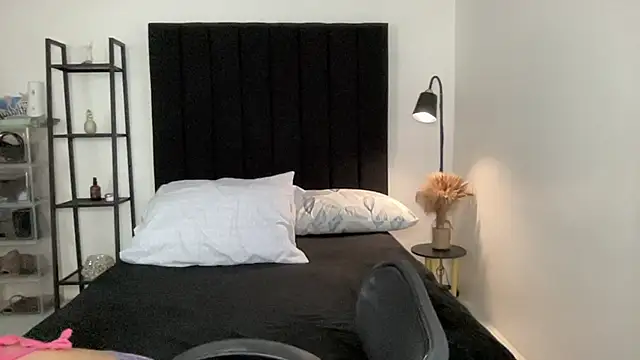 your bianca69 online show from 03-31-26, 01:07