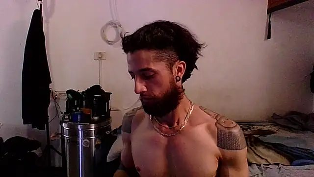 lucky johanson online show from 12-29-24, 08:26