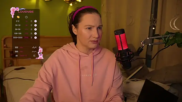 Snapshot of Gessifossa chatting on 10-17-25, 02:08 Gessifossa online show from 10-17-25, 02:08