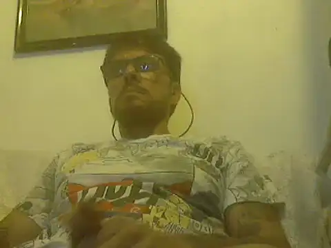 Snapshot of el_principe_hot chatting on 01-26-25, 05:02 el principe hot online show from 01-26-25, 05:02