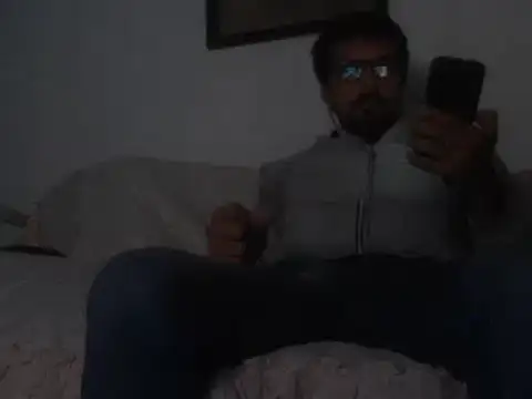 Snapshot of el_principe_hot chatting on 03-15-25, 05:30 el principe hot online show from 03-15-25, 05:30