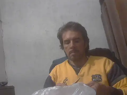 Snapshot of el_principe_hot chatting on 09-22-25, 01:29 el principe hot online show from 09-22-25, 01:29