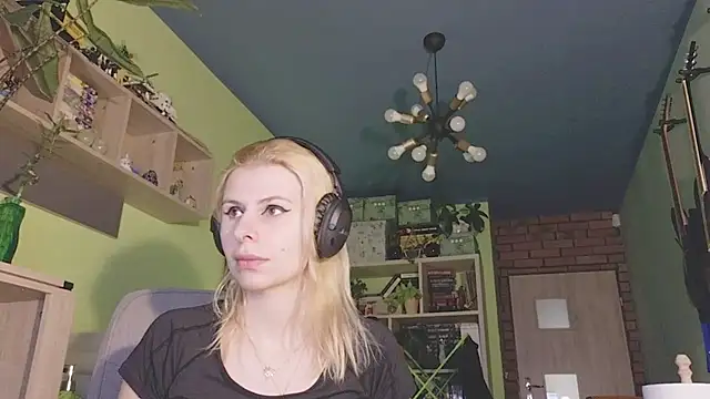 karmija online show from 02-04-25, 01:48