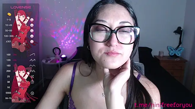 Ninimoon online show from 12-04-25, 04:11